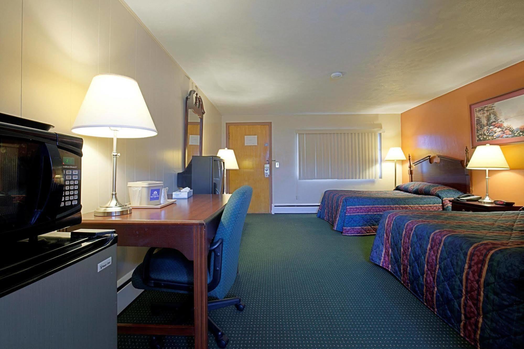 Americas Best Value Inn Брадфърд Стая снимка