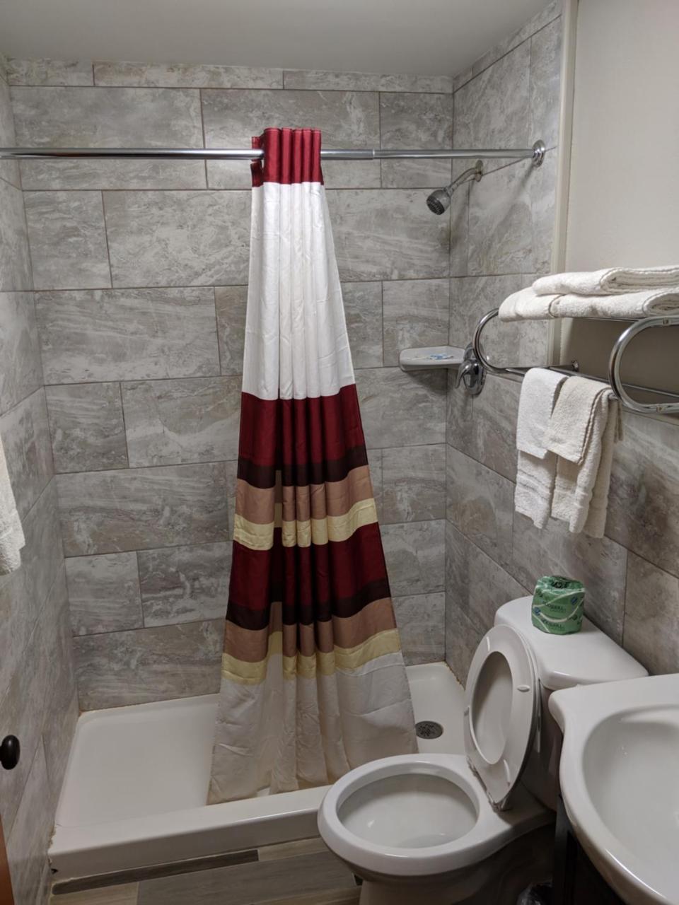 Americas Best Value Inn Брадфърд Екстериор снимка