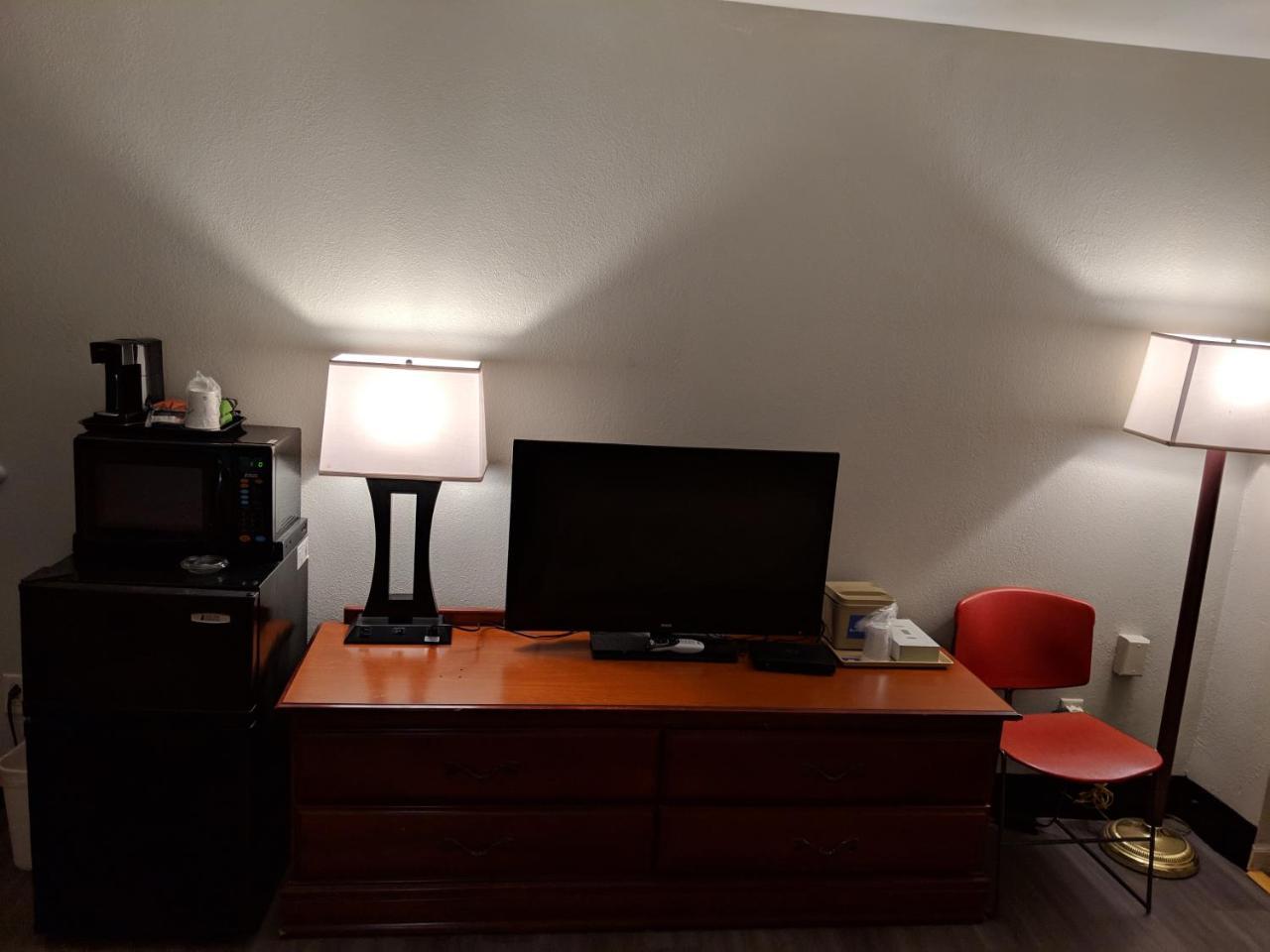 Americas Best Value Inn Брадфърд Екстериор снимка